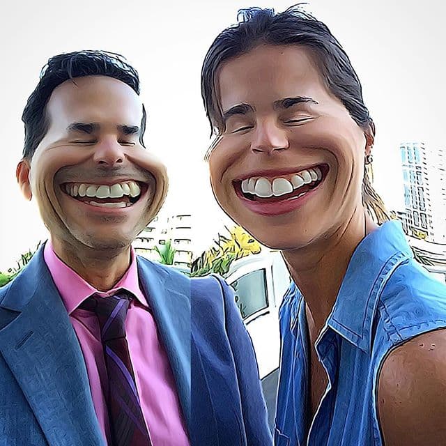 Es gracioso hasta en su vida íntima. ¿Cómo se las arreglara su novia?