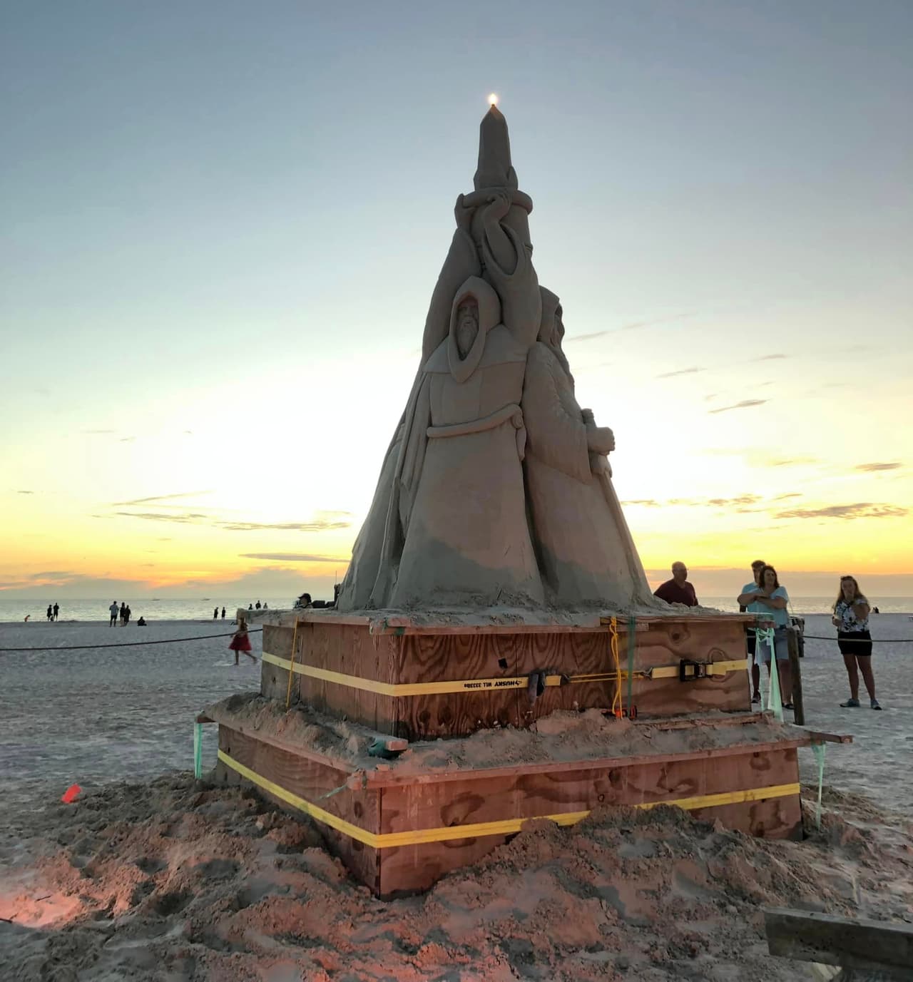 El evento comenzó la mañana del 
<b>16 de noviembre</b> y se llevará a cabo hasta el 
<b>domingo, 19 de noviembre. </b>Sin embargo, se extenderá 
<b>durante el fin de semana del 25 de noviembre.</b>