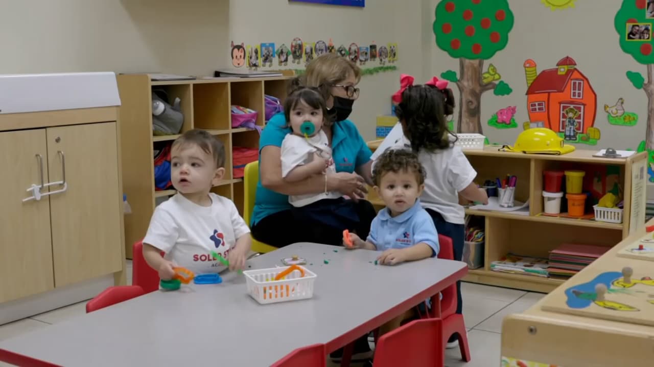Oportunidades de empleo para suplir déficit de educadoras infantiles en el sur de Florida