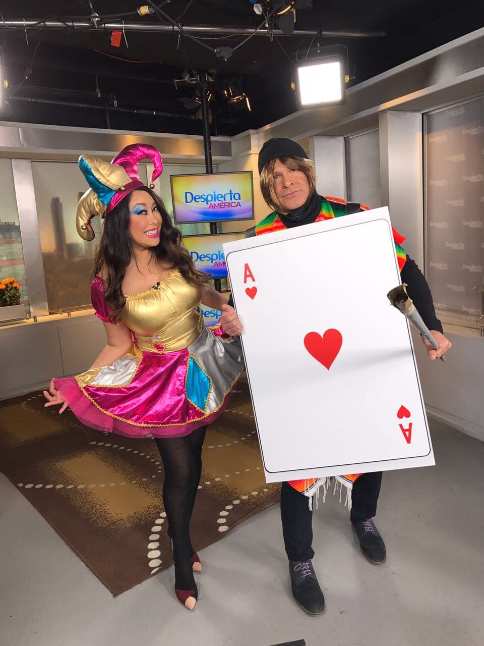 Addis Tuñón y Alan Tacher no se quedaron atrás, y desde la Ciudad de México presumieron sus disfraces.