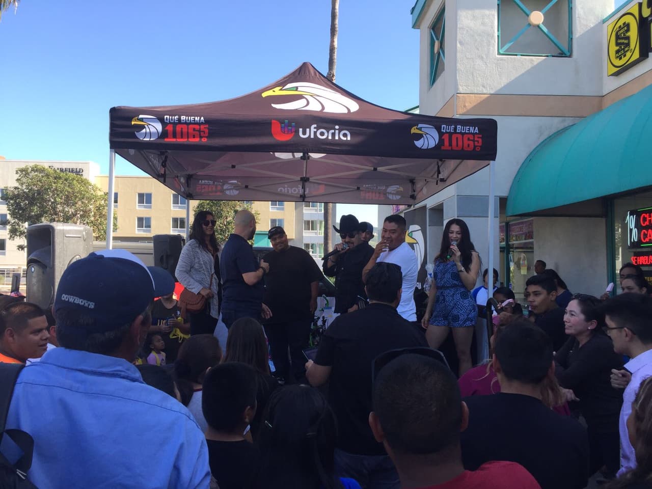 Raúl 'El Pelón', Carla Medrano y El Feo se enamoraron del cariño por parte de sus seguidores en San Diego.