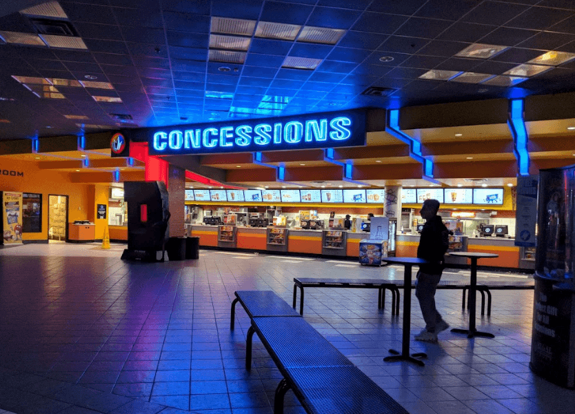 <b>Regal A Kaufman Astoria (Queens)</b>
<br>35-30 38th St, Queens, NY 11101