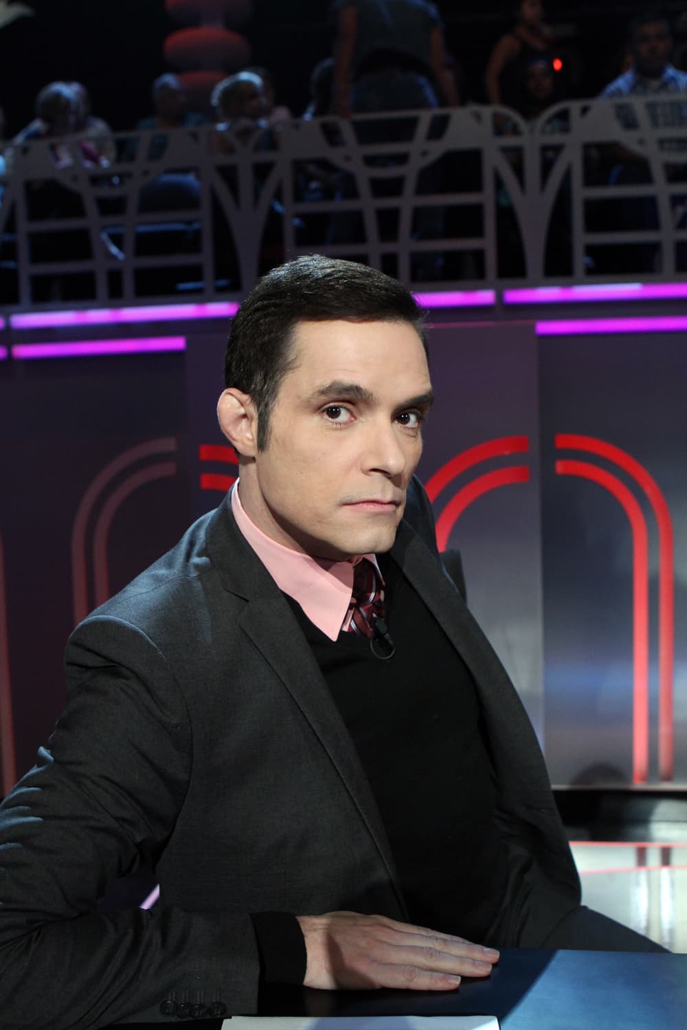 <b>"Déjenme terminar, ¡esto no son las luchas!".</b>
<br>
<br>Las duras críticas a Blue Demon Jr. en la segunda temporada del programa convirtieron a Horacio en un villano para los fanáticos del luchador.