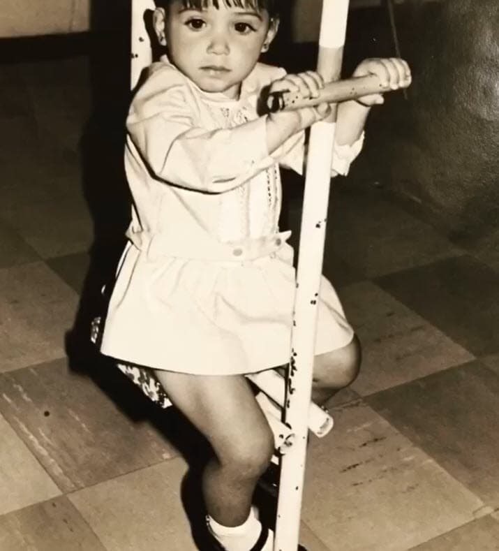 "Había momentos difíciles, pero puedo decir que, como niña, anhelas un regalo", agregó.
<br>