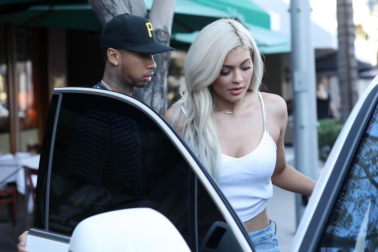 Pero Kylie está tan enamorada que hasta sacrifica sus citas románticas con Tyga por días de juego con King Cairo.