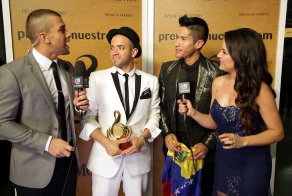 Te llevamos detrás de cámaras en Premio Lo Nuestro 2014. Esto fue lo que no viste de esta espectacular entrega.