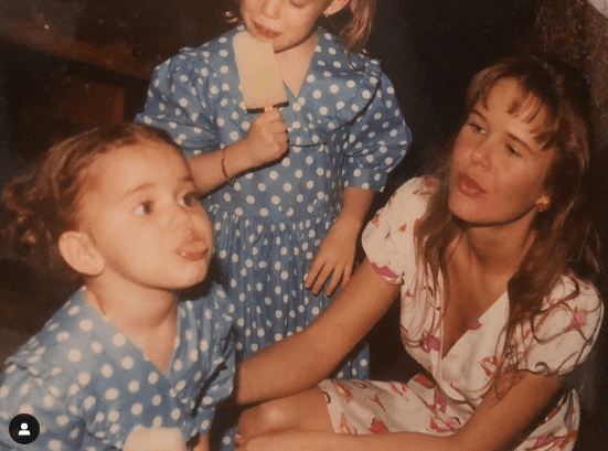 Asimismo, la intérprete reveló cómo consiguió el papel de la tierna niña de nueve años y admitió que fue gracias a su madre, la actriz Nailea Norvind.