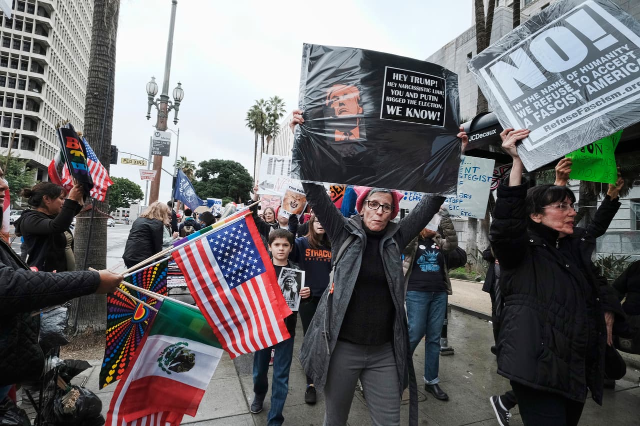 Los reclamos a Trump por lo que consideran un régimen nacionalista y dictatorial.
