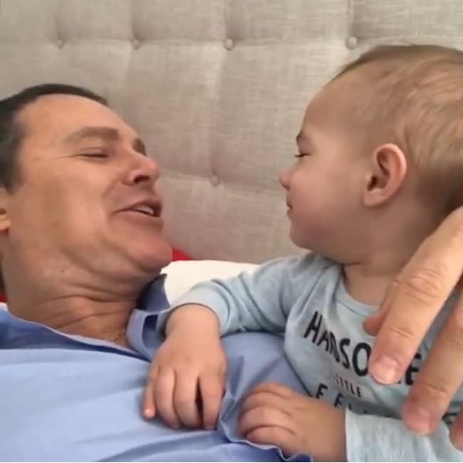 Liam, el hijo menor de Alan Tacher, también necesitaba un arreglo en su cabellera. Días antes su mami, Cristy Bernal, acudió con la experta.