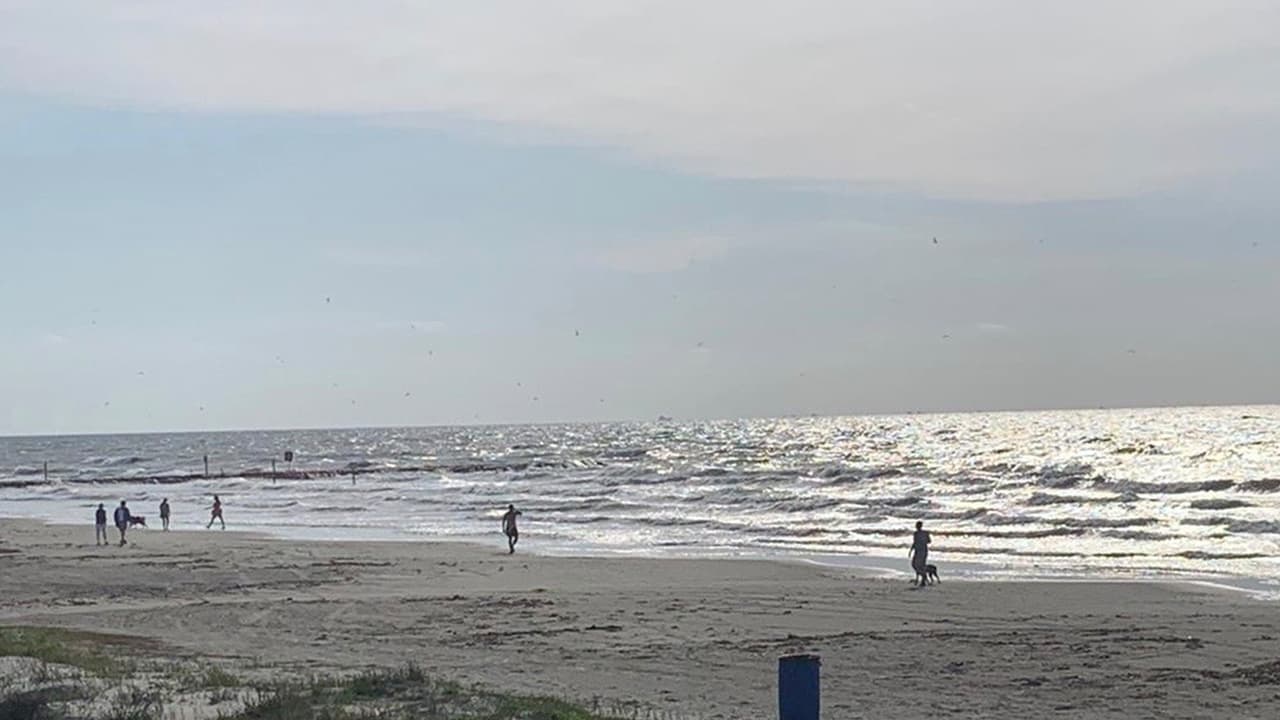 Durante el resto del día, las playas se mantendrán cerradas.