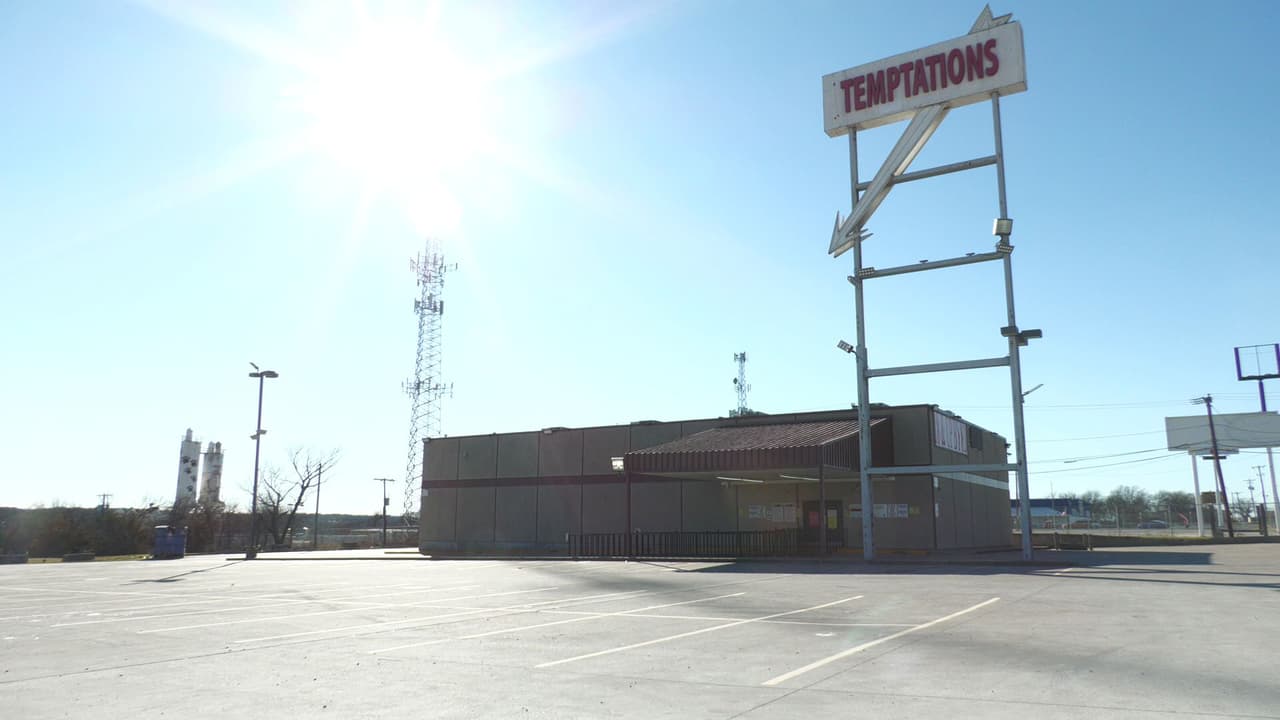 Hombre es baleado en la cara durante una pelea frente a un cabaret al oeste de Fort Worth 