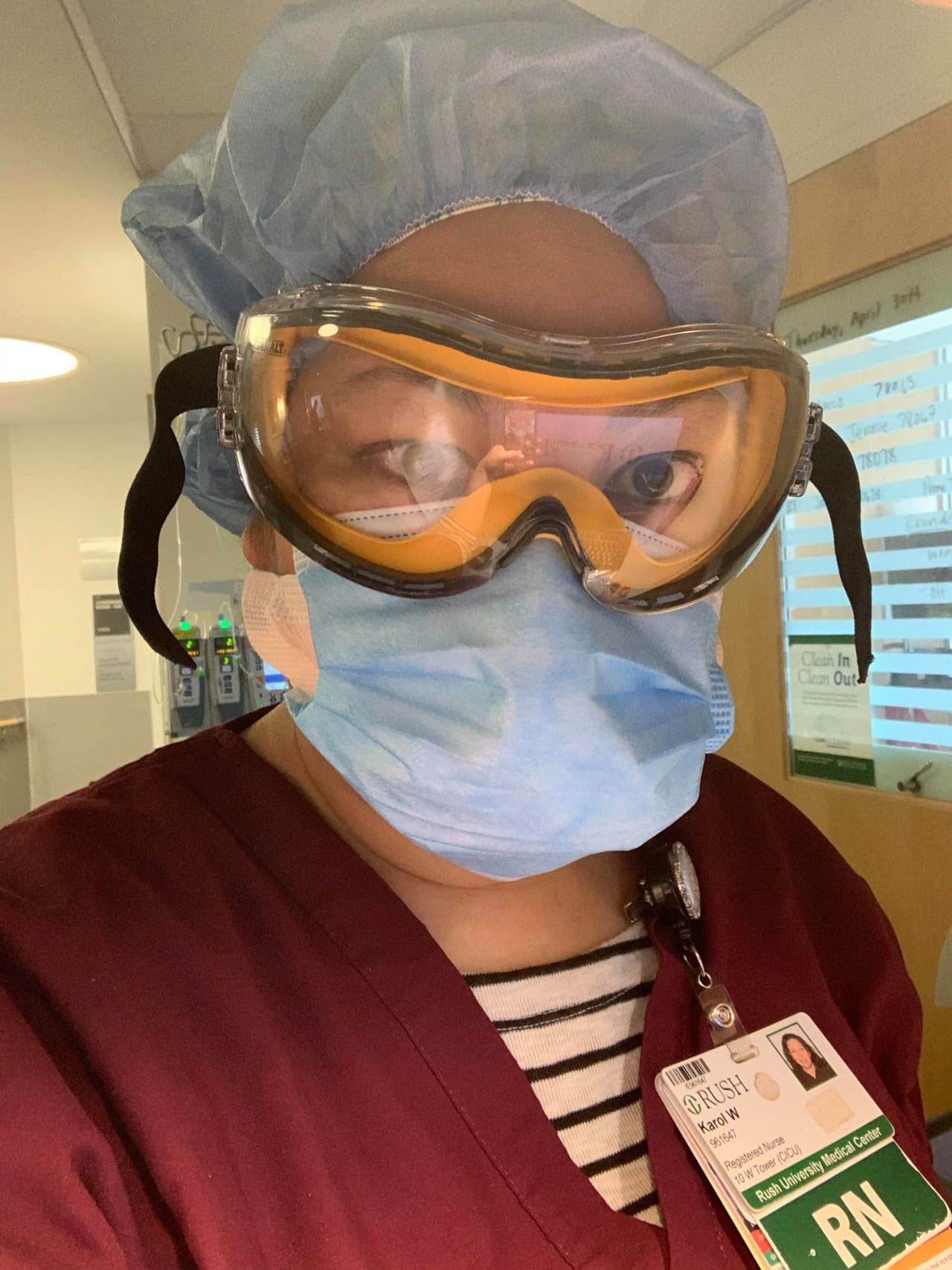 Karol Cordón es enfermera del hospital Rush en Chicago y desde que comenzó la pandemia ha trabajado muy duro y con mucho amor por sus pacientes.