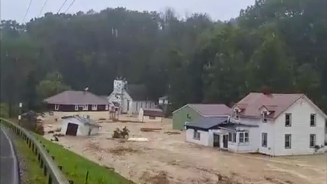 Canisteo, un pueblito que está a 90 millas de Búfalo, fue uno de los más afectados tras el paso de tormentas severas que venían con los remanentes de lo que fue el huracán Debby. En este pueblito fueron evacuados sus habitantes, además se reportaron cierres en algunas vías que también fueron dañadas por el paso de las tormentas.