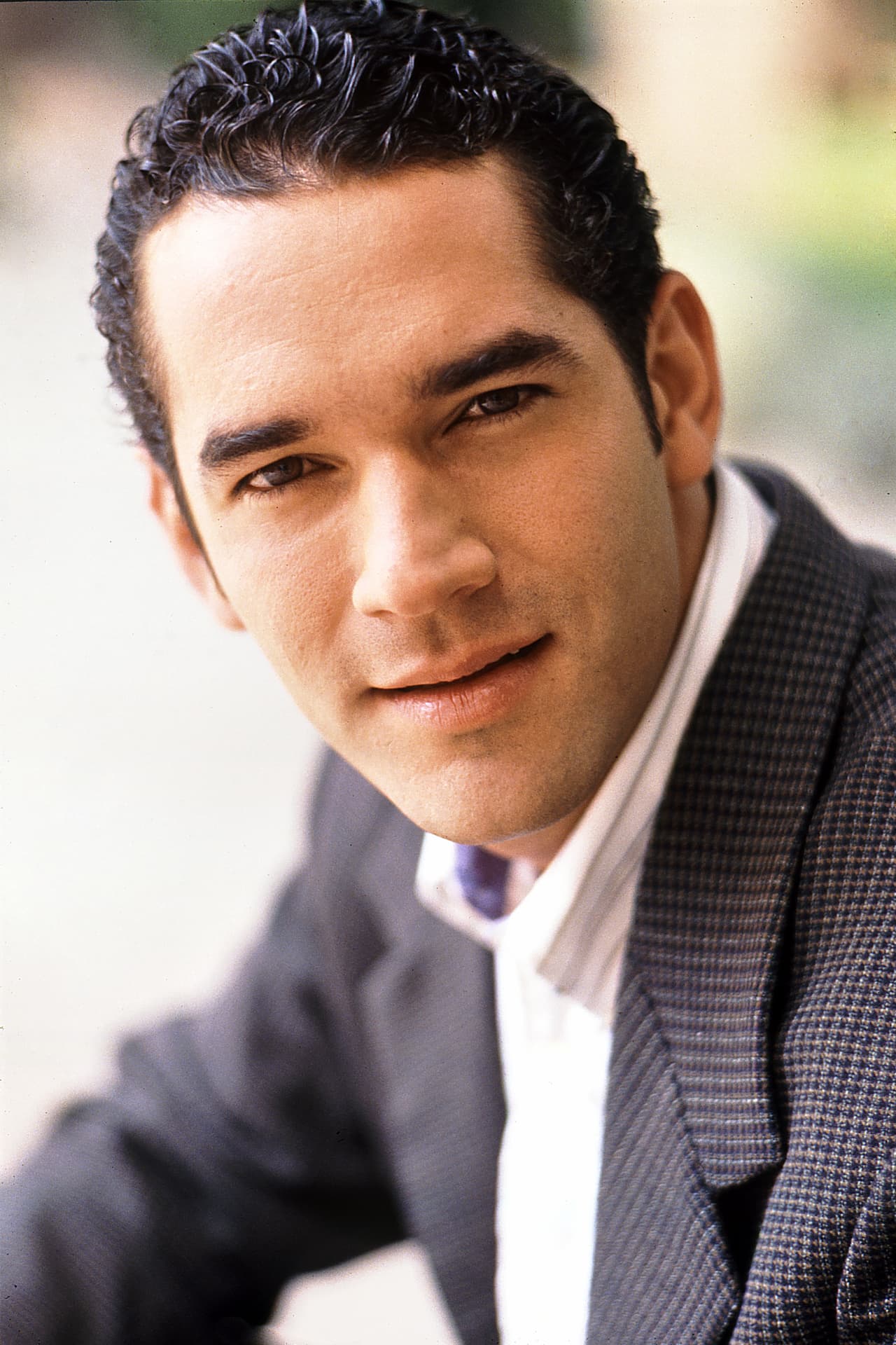 Eduardo Santamarina daba vida a su pareja romántica. En esta historia también participaron Aracely Arámbula y Blanca Sánchez.