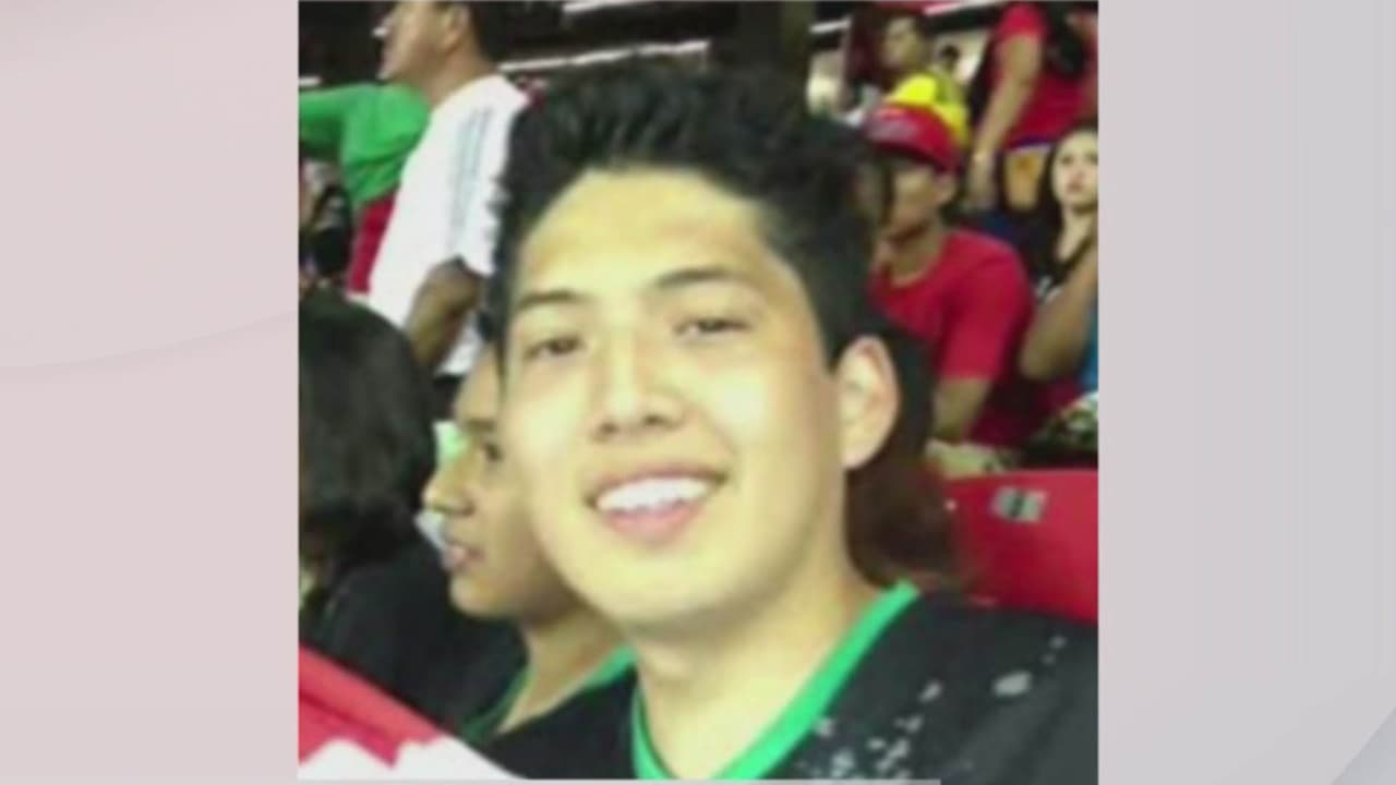 Muere joven hispano tras arresto en el que policías usaron pistolas paralizantes