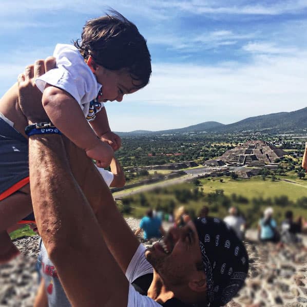 Para él la sonrisa de sus hijos es una de las cosas más importantes en la vida.