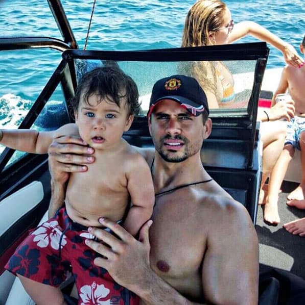 Heredó los ojos de su papá, ¿a poco no se parecen?