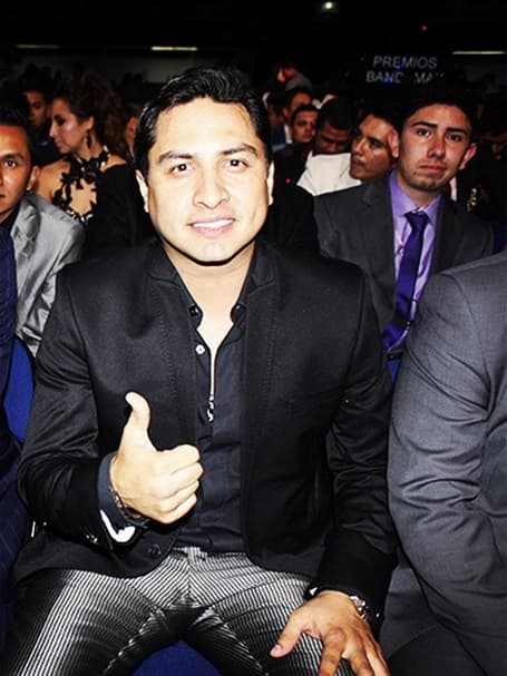 Y aprovechó para mandarle muchas bendiciones.