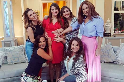 En cada lugar que pisa contagia su felicidad, y es que irradia una luz muy especial.