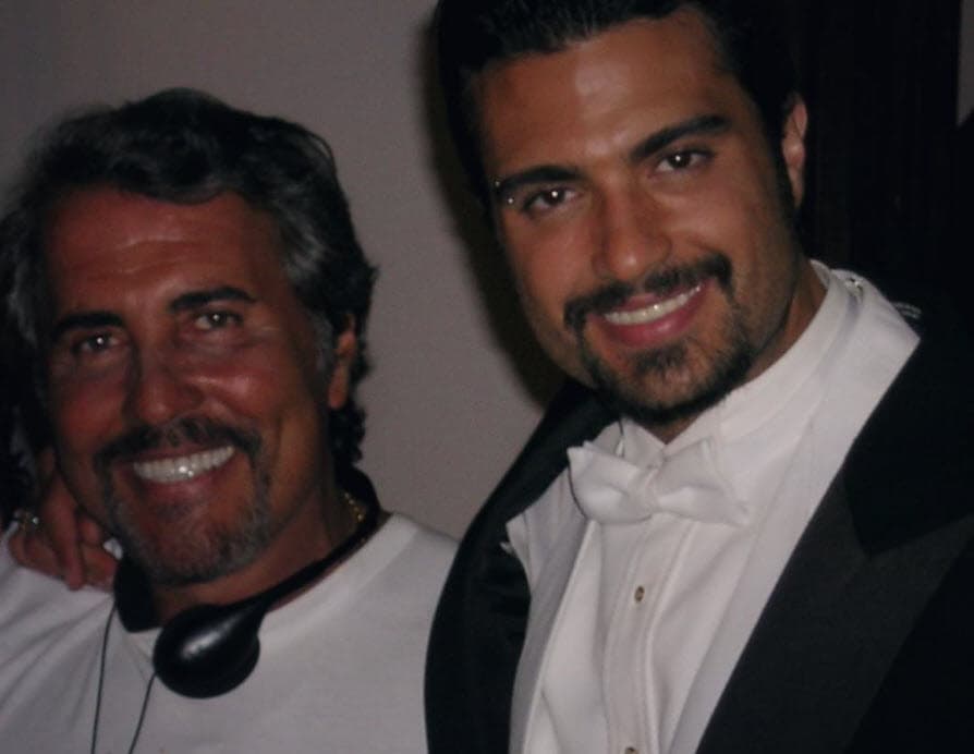 Según Joaquín López Dóriga, el empresario está en Acapulco. 
<br>