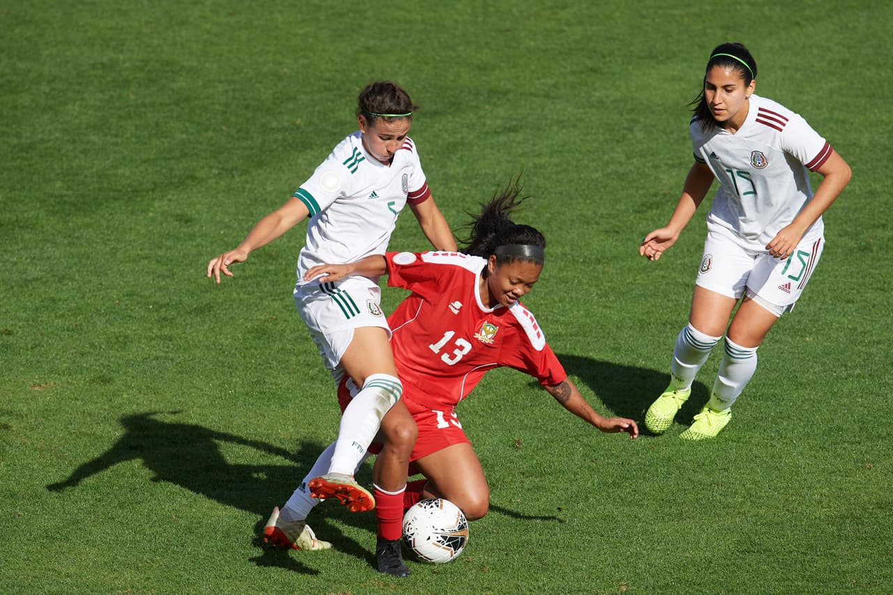 Con goles de Liliana Mercado, Stephany Mayor, Kiana Palacios, Jimena López y doblete de Renae Cuéllar, México gole y continúa con su paso perfecto rumbo a Tokio 2020.