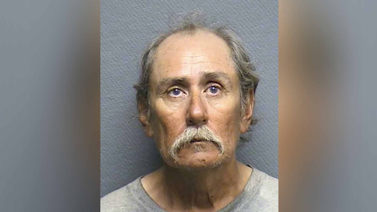 Armando Hernandez, es buscado por delito sexual.