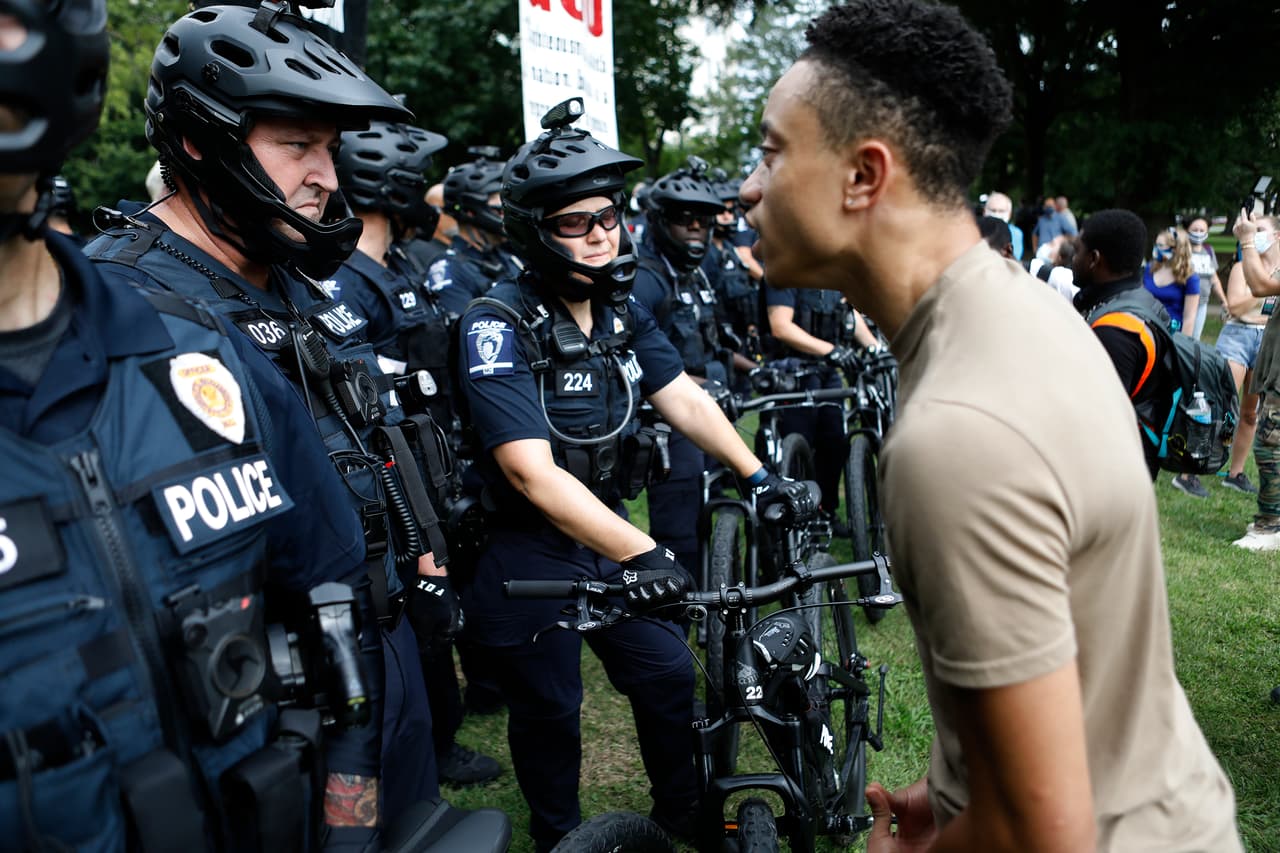 Al menos 7 detenidos y 2 hospitalizados durante manifestaciones por la Convención Republicana
