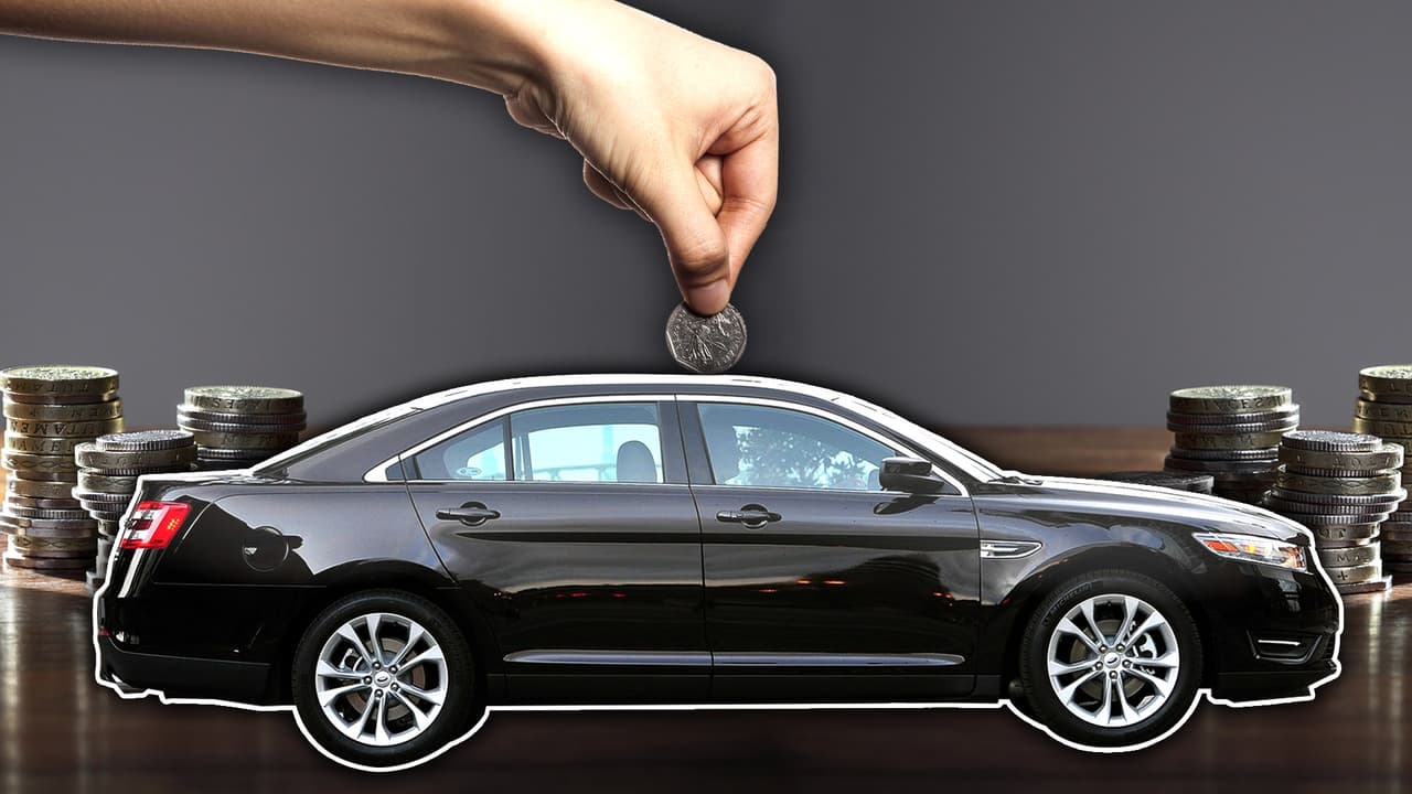 La desgracia de algunos es un oportunidad para otros. Los compradores de vehículos nuevos saben que su compra va a perder cerca o más de la mitad de su valor durante los 3 primeros años de uso. 
<br>
<br>Un estudio de
<a href="https://www.iseecars.com/" target="_blank"> iSeeCars.com</a>, la organización de investigación y motor de búsqueda dedicado al automóvil, determinó cuales son las mejores opciones como carros con tres años de uso basados en el precio promedio de reventa y en su factor de depreciación. Conócelos.