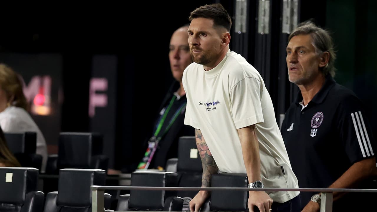 Messi acaba 'calientito' y se encara con Rayados tras derrota del Inter