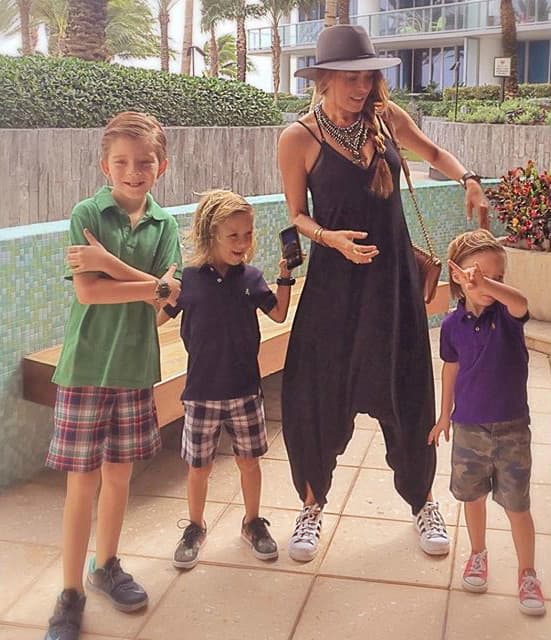 ¡Los pequeñines no se quedaron en casa y acompañaron a sus papis a disfrutar de este viaje!