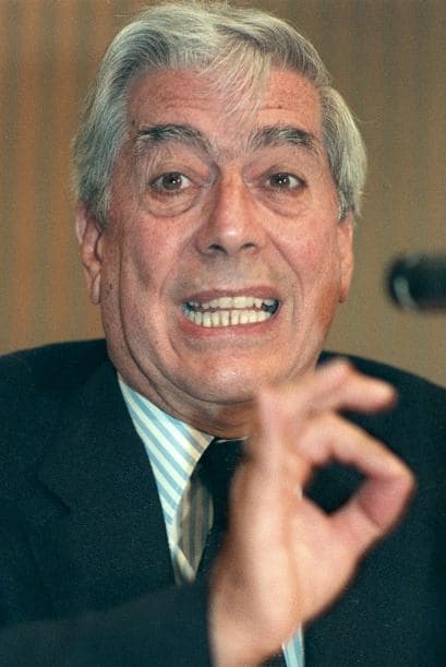 Nacido en Arequipa, Perú, en 1936, había dicho varias veces que ganar el Nobel no le quitaba el sueño.