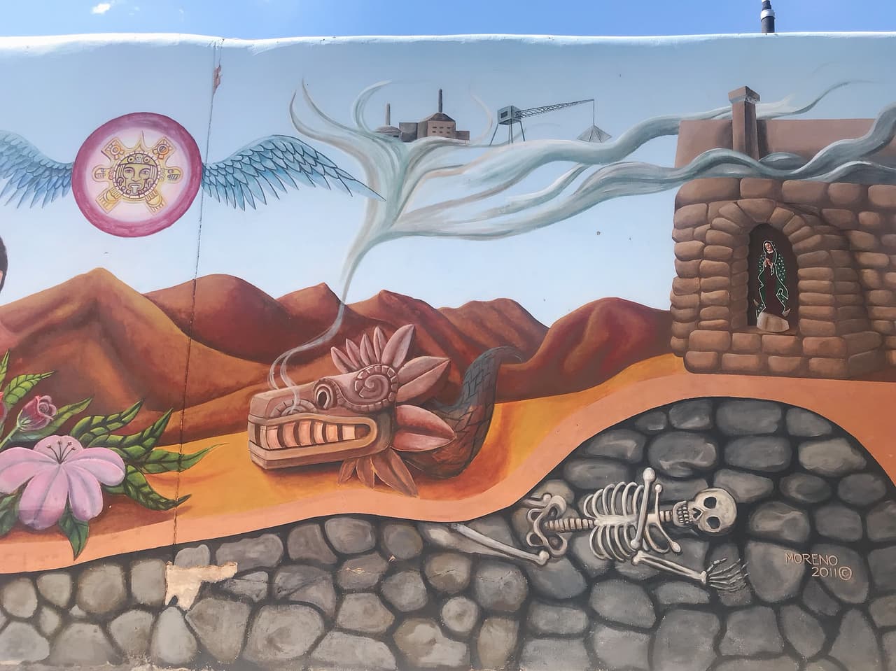 El mural “
<i>La Pilita</i>” se encuentra en el
<a href="https://goo.gl/maps/5zaAJ5RocxtHEL7B7" target="_blank">420 S. Main Avenue. </a>
<br>
<br>
<br>Artista: Martin Moreno
<br>
