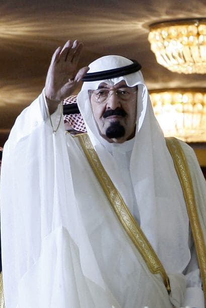 En el tercer lugar se halla Abdullah bin Abdul Aziz al Saud, el rey de Arabia Saudita, primer ministro y Comandante de la Guardia Nacional Saudí.