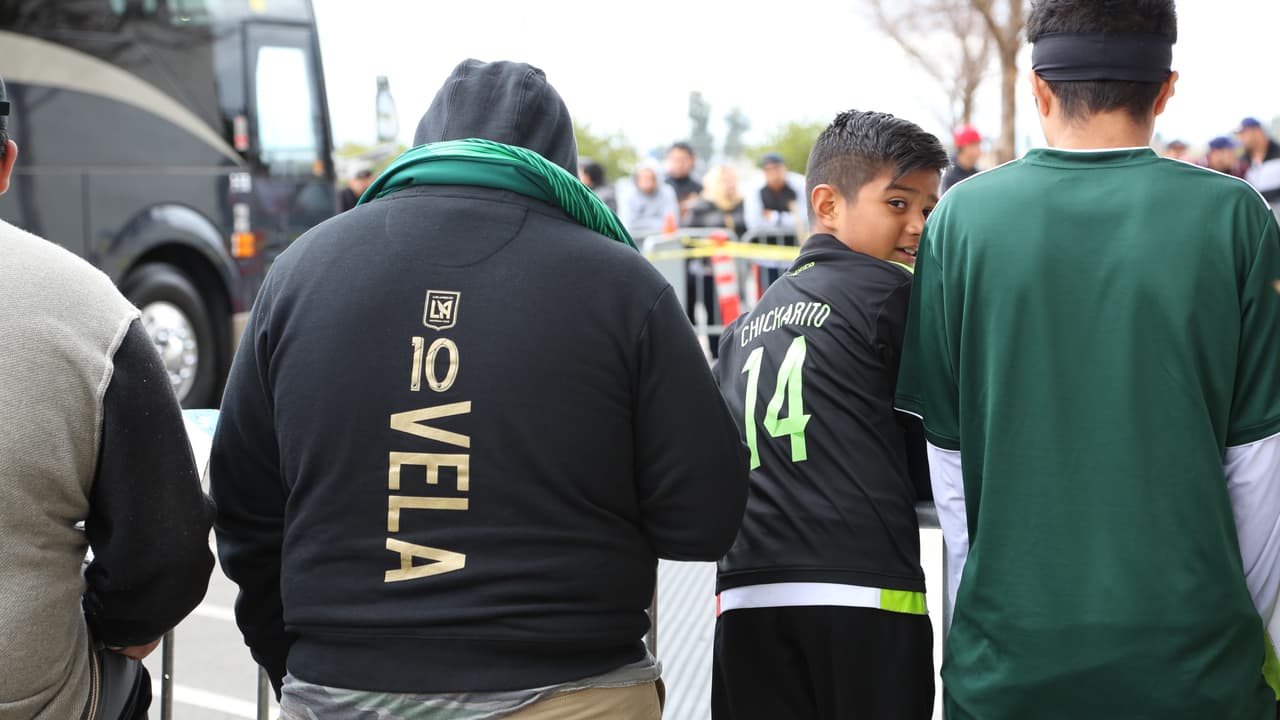 Comprometidos con la Selección de México, los fanáticos de Santa Clara esperan que estas prácticas del equipo les sirva para tener un triunfo memorable que sirva para olvidar el dolor del pasado.