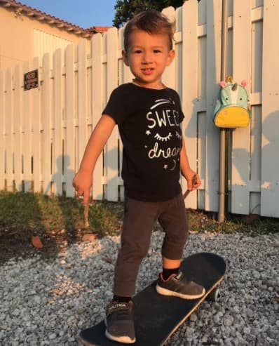 "El más cool", dice Alan Tacher del hombrecito que lo hizo regresar al mundo de los pañales y los biberones.