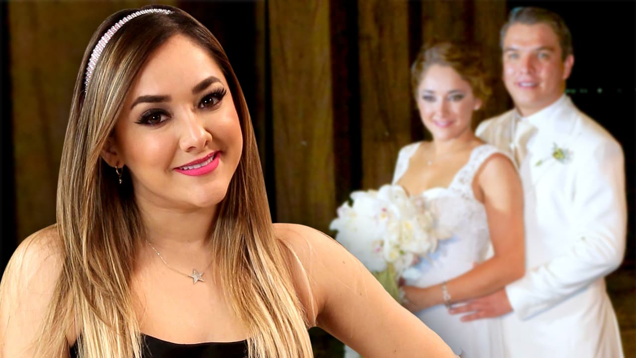 La pareja se divorció en 2016: "Yo tenía la idea de 'cuando me case, tenga hijos y tal, toda mi atención va a estar para la familia', pero 
<b>no puedes abandonarte como mujer</b> tampoco", dijo la artista en enero de 2019 sobre su separación. 
<br>