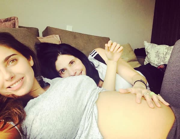 <b><a href="http://www.univision.com/temas/raquel-garza">Raquel Garza</a></b> se convirtió en una gran amiga para 
<b><a href="http://www.univision.com/temas/michelle-renaud">Michelle</a></b> y la acompañó en todo su embarazo.