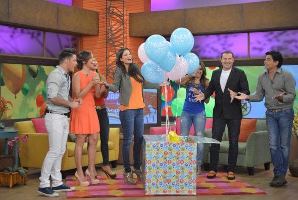 Cinco meses después de la boda, la mexicana reveló que estaba embarazada. Ante las cámaras del show, agregó que su embarazo se dio dos meses después de su festejo.