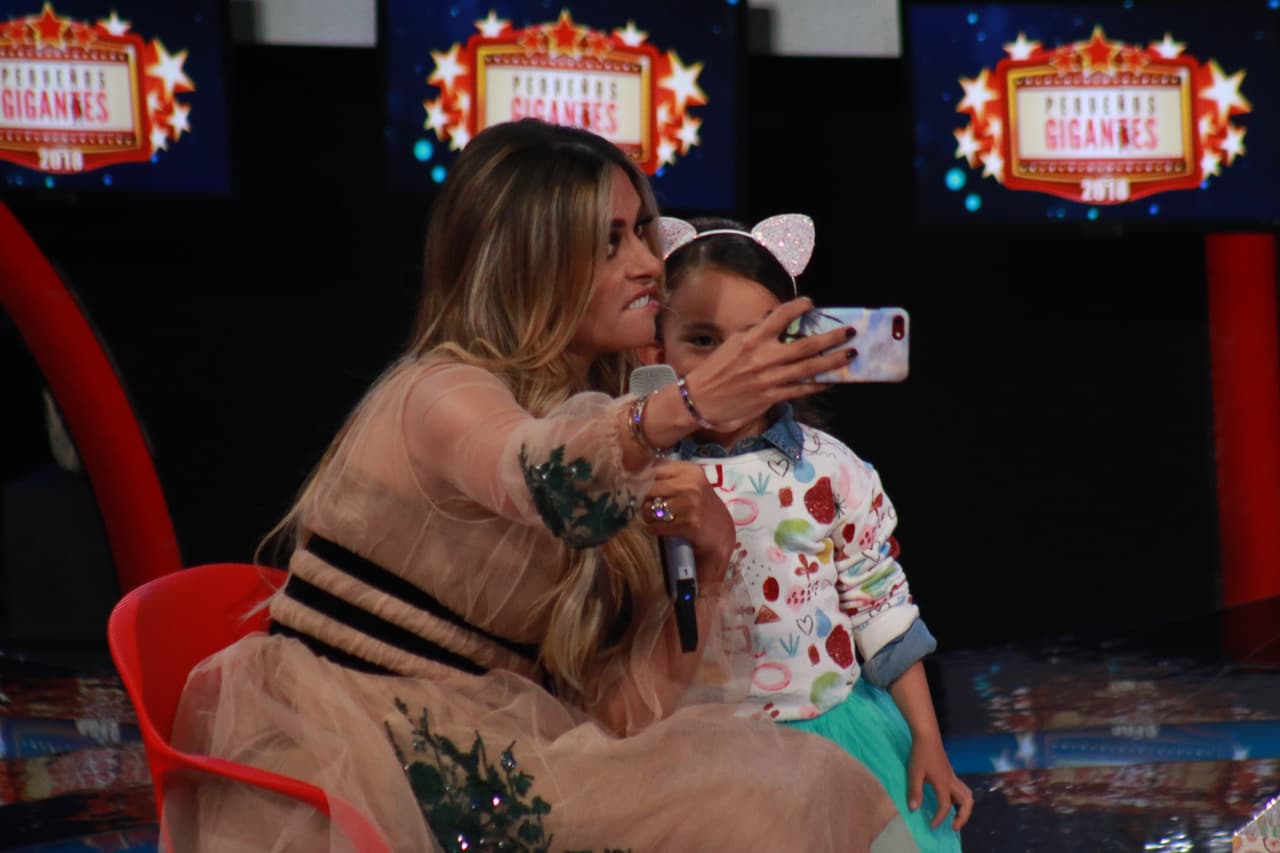 Y prueba de ello es que le dio unas clases de 'selfie' a Gali.