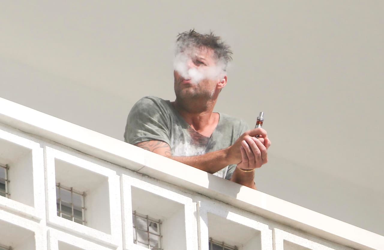 Aunque en esa ocasión se trataba de un cigarrillo eléctrico.