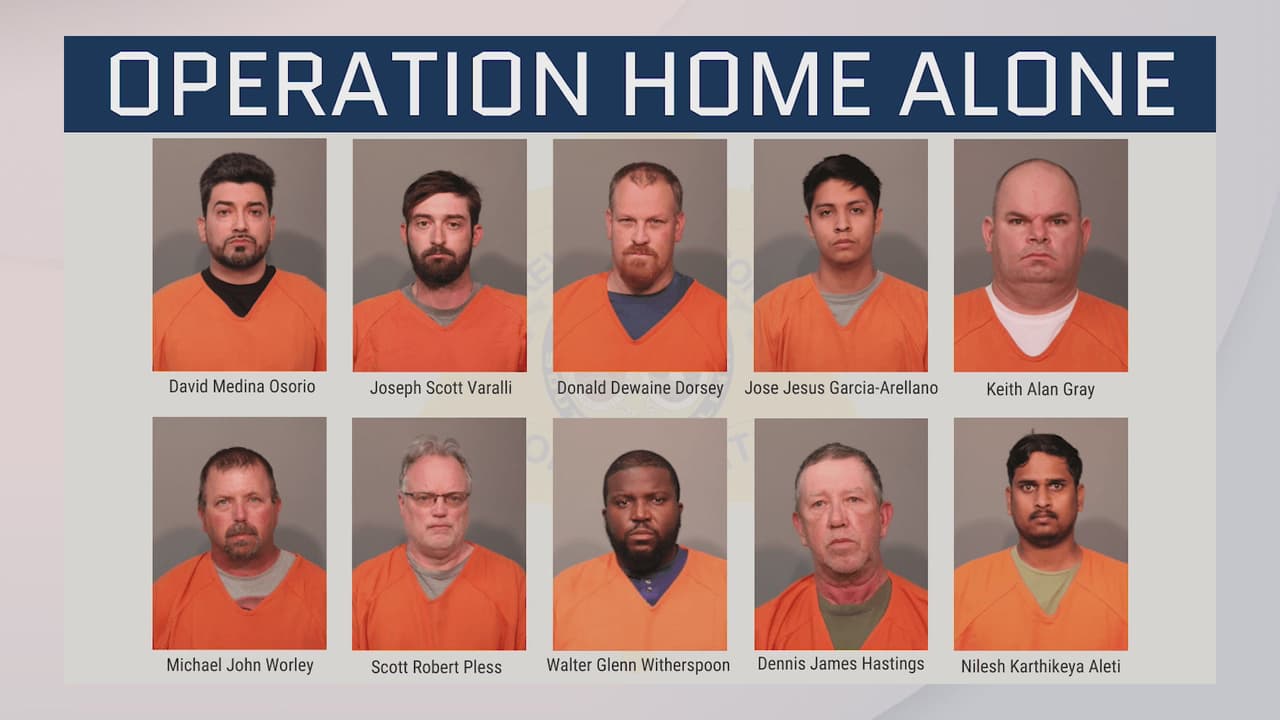 El operativo encubierto de cuatro días involucró a cuarenta oficiales de más de una docena de agencias. Los sospechosos son residentes de las Carolinas y están acusados de intentar conocer a menores mediante las redes sociales.