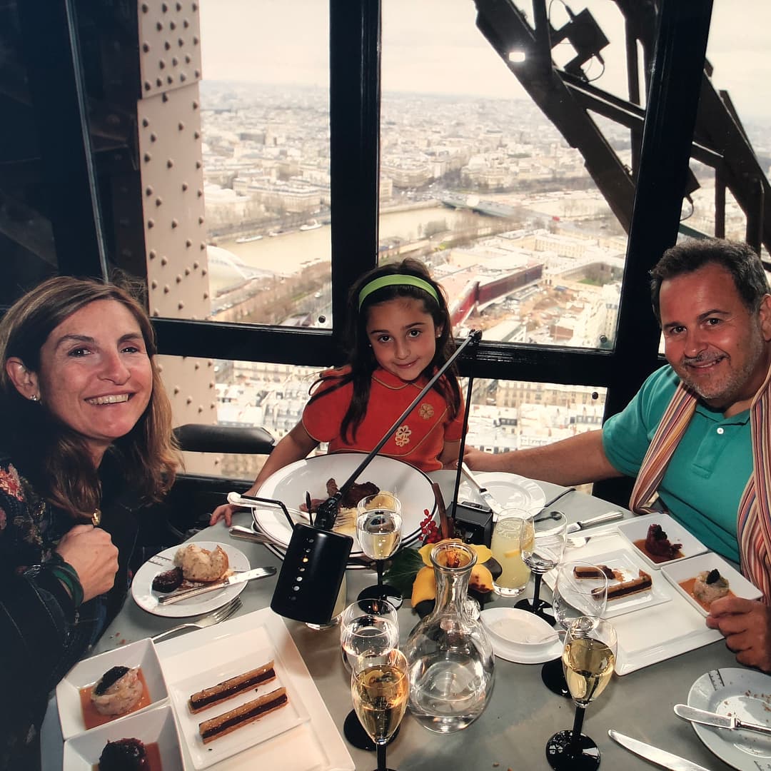 Además del periodismo y la fotografía, viajar es otra de las pasiones del querido 'Gordo' de Molina, sobre todo si esos recorridos por el mundo los hace en compañía de sus seres queridos.