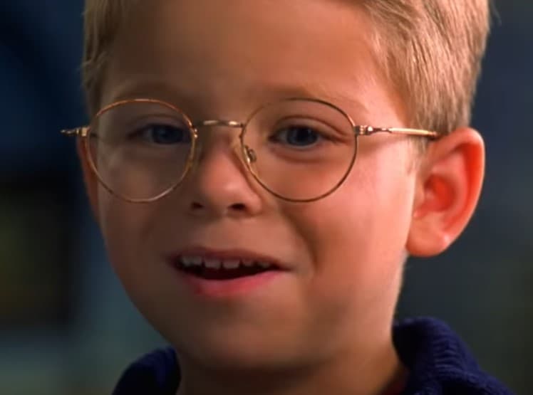 <b>Jonathan Lipnicki</b>
<br>El pequeño que dio vida a George Little en la película de ‘Stuart Little’ del año 1999 fue Jonathan Lipnicki, quien también tuvo otros papeles de niño como en ‘Jerry Maguire’ y ‘El pequeño vampiro’.