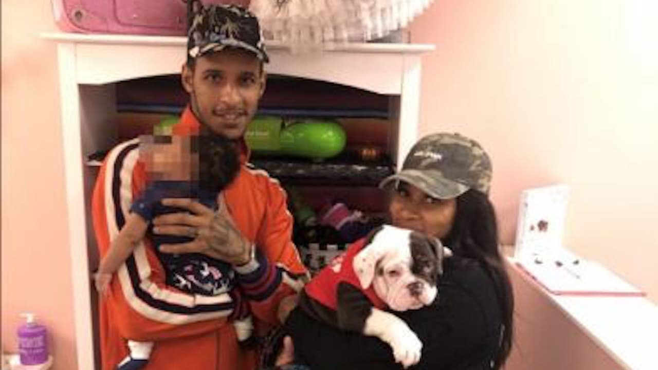 Dos personas se robaron a un cachorro que cuesta casi ocho mil dólares en Aurora