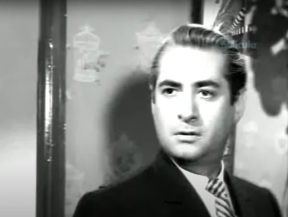 Otro hombre al que Teresa engañó, para casarse con él por dinero, fue José Antonio (a quien Luis Beristáin le dio vida), se trató del prometido de su amiga Luisita. Al final, la protagonista admitió que nunca lo amó y le sugiere que vuelva con su ex novia quien sí lo quiere.