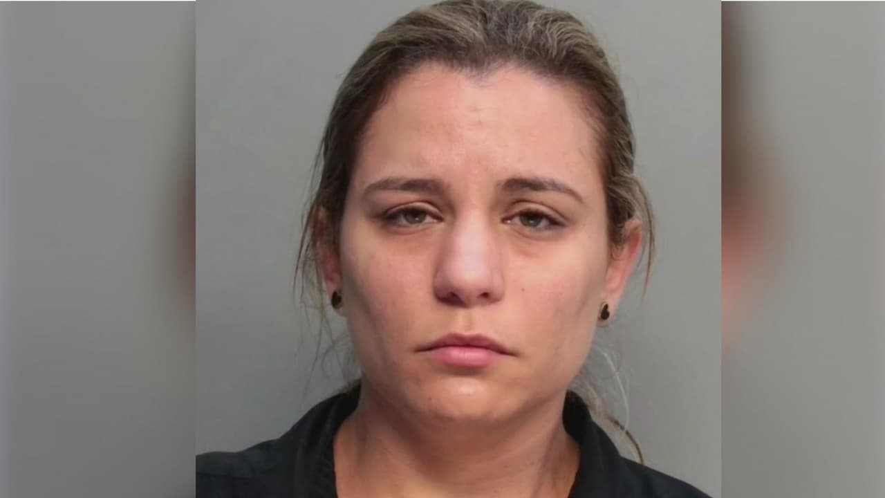 Deja solos a sus tres hijos en su casa de Hialeah y la policía la arrestó 