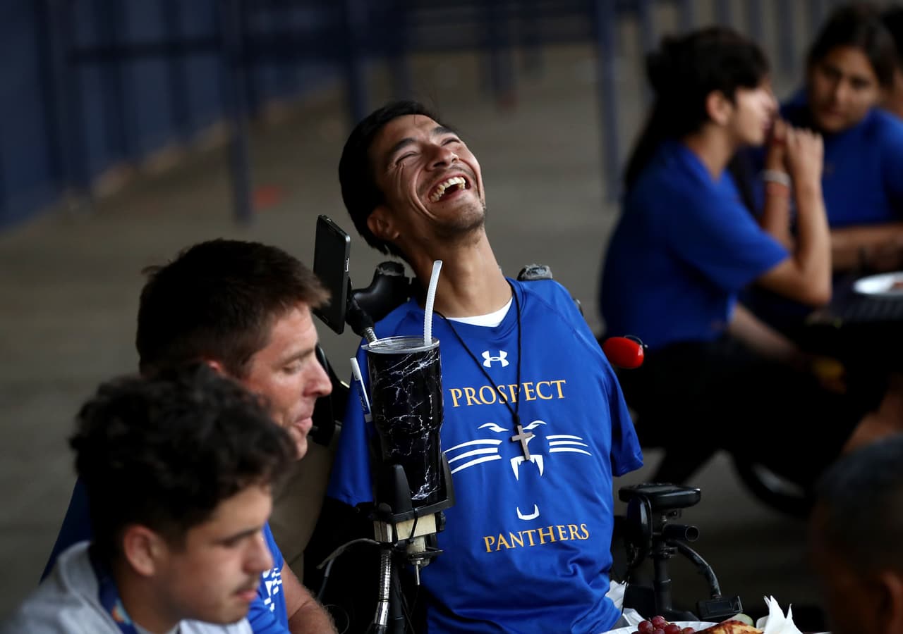 Durante los últimos 12 años, Méndez ha desempeñado diferentes trabajos de coaching en numerosas escuelas.