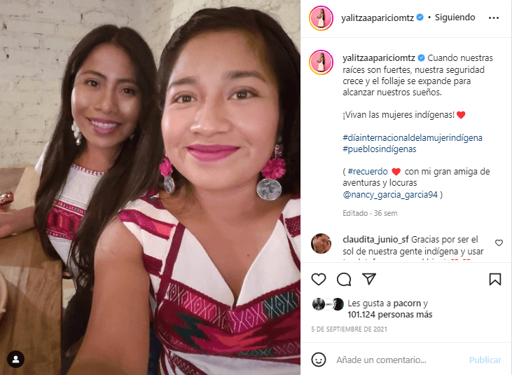 <b>#5 Yalitza Aparicio se enorgullece de sus raíces indígenas </b>
<br>
<br>La celebridad es originaria de Tlaxiaco, Oaxaca, y es de ascendencia mixteca. Aunque muchos han hecho énfasis en sus raíces con intenciones de hacerla menos, ella se muestra más que orgullosa de donde viene. 
<br>
