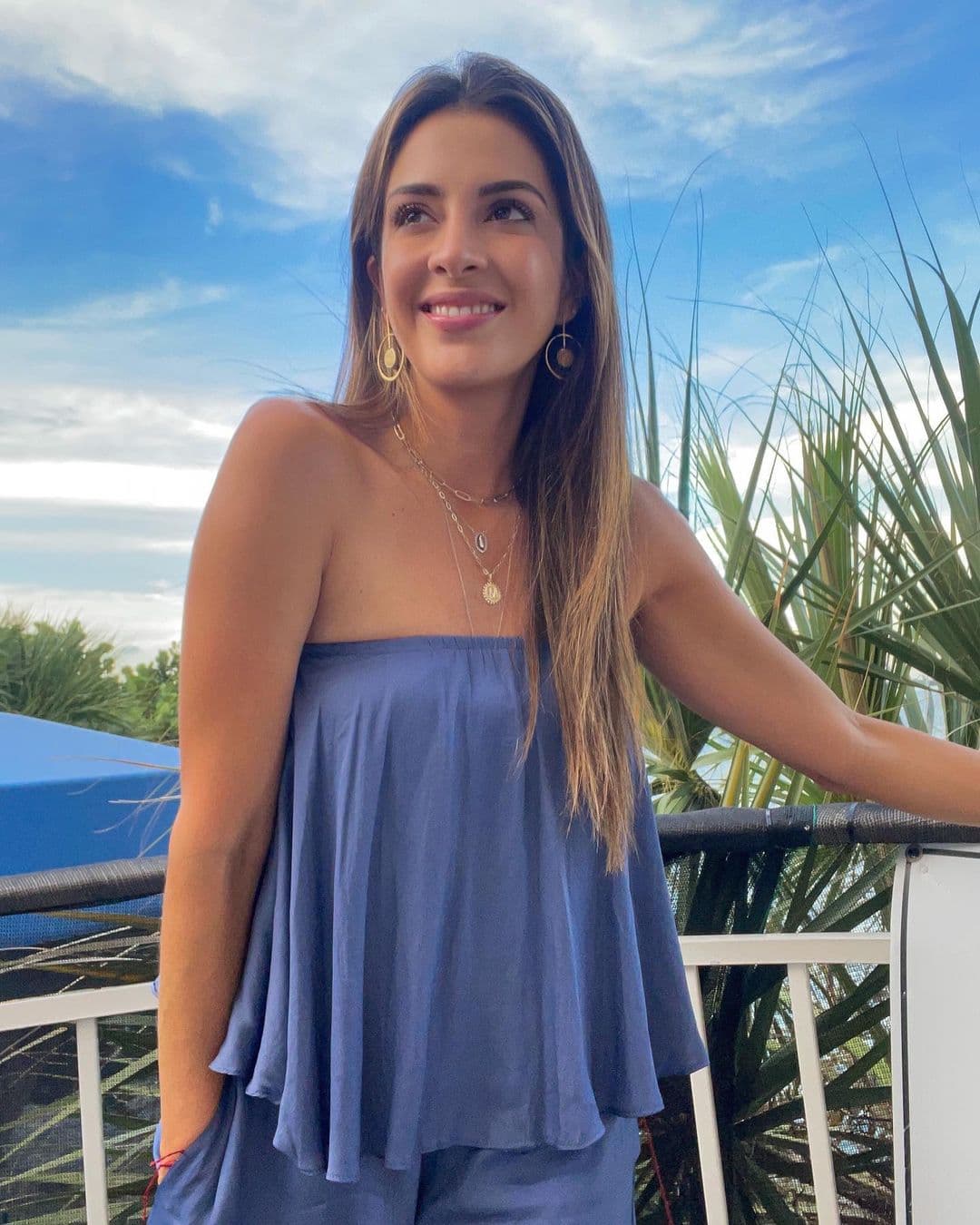 A Maity Interiano le encanta disfrutar de los lugares abiertos y llenos de vida. En sus redes sociales es común ver las instantáneas de sus viajes y los paseos dominicales que da.