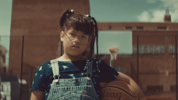 Saraí González, la niña del video 'Soy Yo' de Bomba Estéreo, motiva el voto hispano